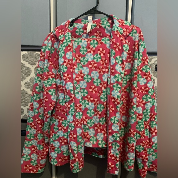 Flannel Pjs - Picture 1 of 16